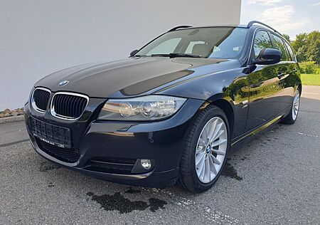 BMW 320d xDrive Touring Händler/Export Leder Panoram