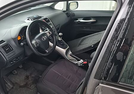 Toyota Auris 1,33-l-Dual-VVT-i Edition Edition
