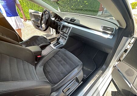 VW CC Volkswagen 2.0 TDI 125kW DSG BlueMotion Technology B...