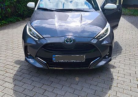 Toyota Yaris 1.5-l-VVT-i Hybrid CVT Style Style