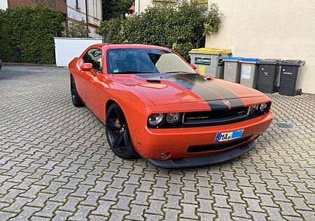 Dodge Challenger 6,1l SRT8 Bj 2010 TÜV NEU