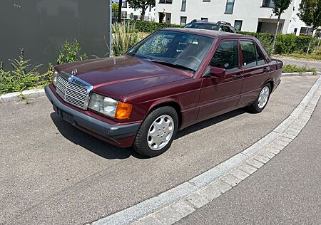 Mercedes-Benz 190 Mercedes w201 Avantgarde Rosso 1.8 Automatik