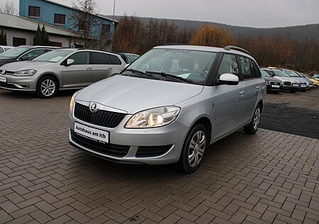 Skoda Fabia Combi Ambition*8Fachbereift*