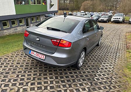 Seat Toledo Style Navi SHZ sehr sauber Limousine