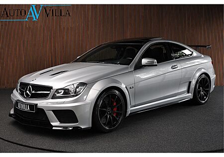 Mercedes-Benz C 63 AMG Coupé Black Series 1 off 800 Carbon Pan