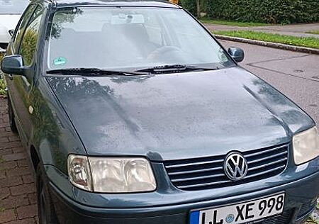 VW Polo Volkswagen 1.4 44kW Auto Basis