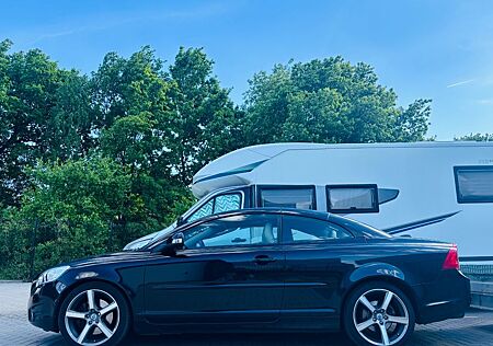 Volvo C70 2.0 D3 Summum 200 PS