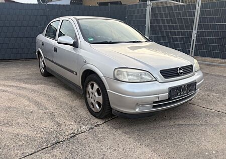 Opel Astra 1.6 Edition 100 Edition 100