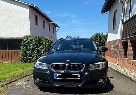 BMW 318i Touring - 1.Hand - AHK