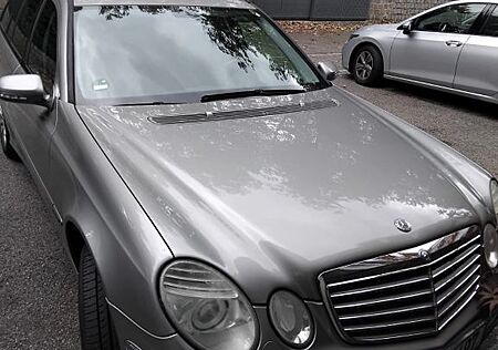 Mercedes-Benz E 280 4MATIC T CLASSIC Classic