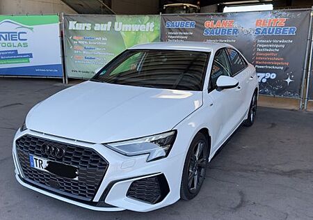 Audi A3 35 TFSI S tronic S line Limousine