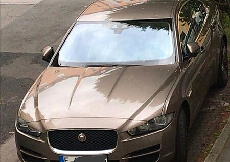 Jaguar XE 20d 180PS Prestige Automatik Prestige