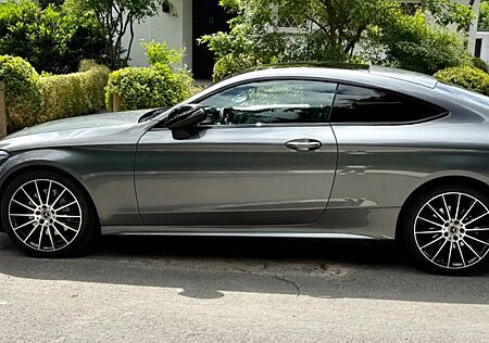 Mercedes-Benz C 300 Coupé - selenitgrau metallic - AMG Paket