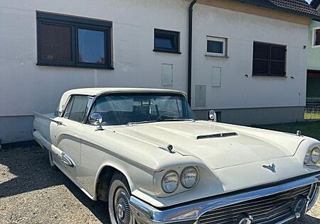 Ford Thunderbird