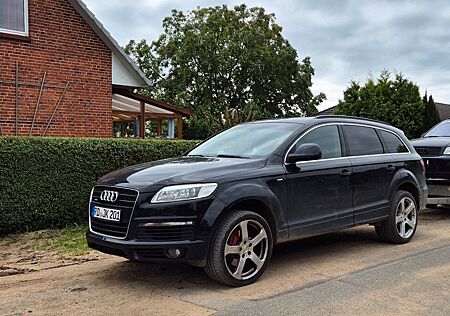 Audi Q7 3.0 TDI (DPF) quattro tiptronic -