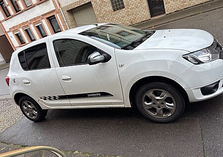 Dacia Sandero 1.2 16V 75 Essentiel Essentiel