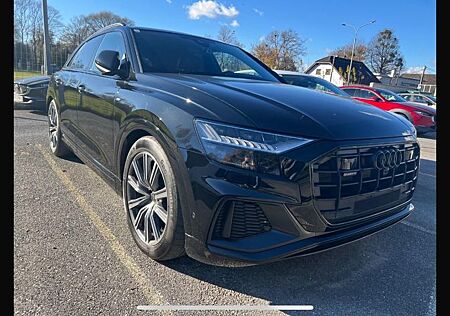 Audi Q8 50 TDI quattro S-LINE Luft B&O MATRIX AHK Led