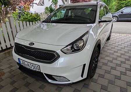 Kia Niro 1.6 GDI Hybrid Vision Vision