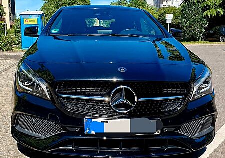 Mercedes-Benz CLA 180 -