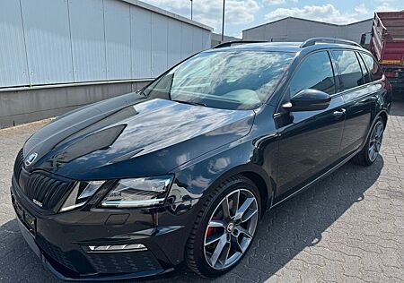 Skoda Octavia *RS*KOMBI*AHK*NAVI*KLIMA*AUTOMATIK