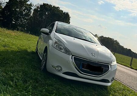Peugeot 208 1.2 Active 82 VTi Active