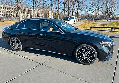 Mercedes-Benz E 200 AMG Premium Pano Head-Up 360 EUR1 MY25