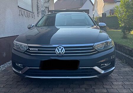 VW Passat Alltrack Volkswagen 2.0 TDI SCR 140kW DSG 4MOT A...