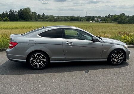 Mercedes-Benz C 250 CDI Sport Coupé Autom. Sport