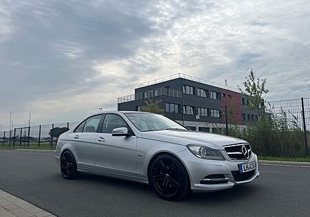 Mercedes-Benz C 200 CGI