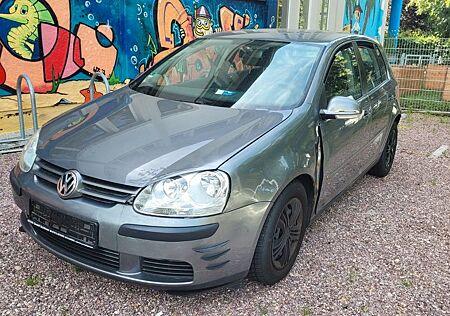 VW Golf Volkswagen 1.6 Benziner kein TÜV abgelaufen