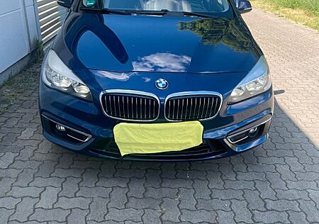 BMW 220 Gran Tourer i Luxury Line/NAVI/TOP/TÜV