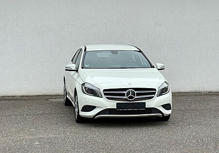 Mercedes-Benz A 180 A -Klasse 180/BI-XENON/LEDER/NAVI/MFL/SHZ/EURO6
