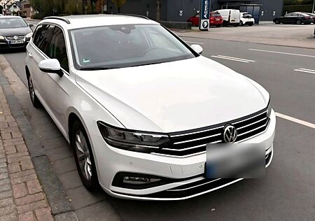 VW Passat Variant gebraucht kaufen VW Passat Variant Volkswagen 2.0 TDI SCR DSG Business Vari...
