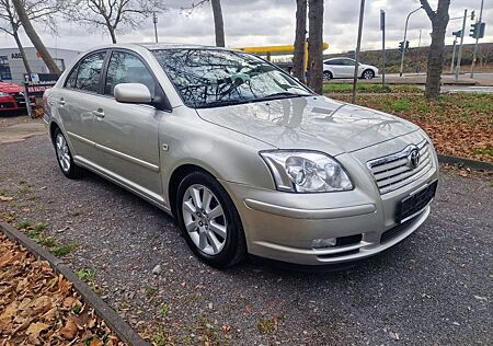 Toyota Avensis 1.8 Executive Liftback/Automatik/1.Hand