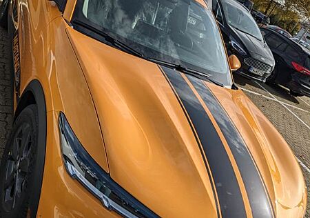 Ford Mustang Mach-E , Technologiepaket, 8-fach, TÜVneu
