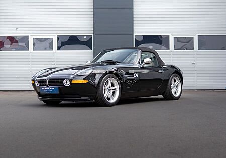 BMW Z8 4.9