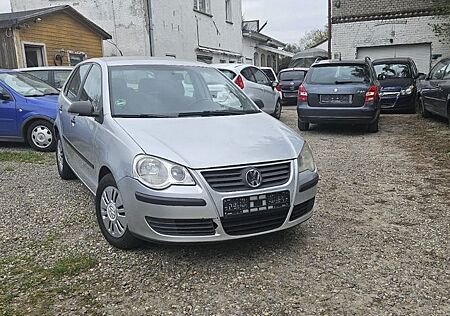 VW Polo Volkswagen 1.2 Trendline, 4-5 TÜREN, Klima, TÜV NEU