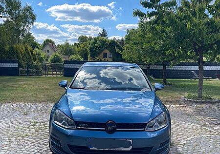 VW Golf Volkswagen 1.6 TDI BMT Trendline Trendline