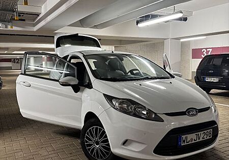 Ford Fiesta 1,25 44kW Trend Wenig Kilometer