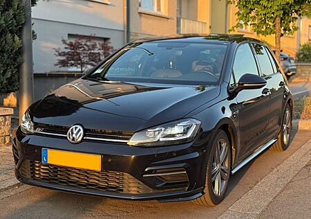 VW Golf Volkswagen 1.6 TDI SCR DSG R-line
