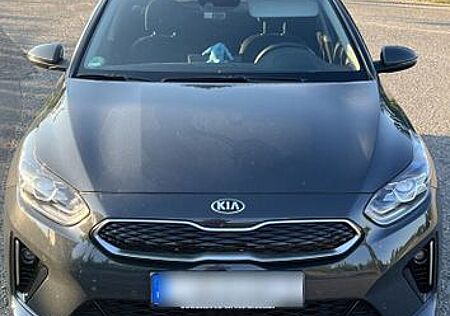 Kia Cee'd / Ceed 1.6 GDI Plug-In Hybrid Platinum...