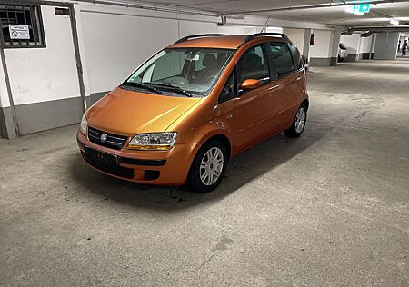 Fiat Idea 1.4 16V Emotion