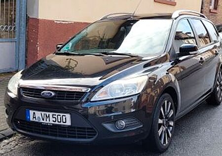 Ford Focus 1,6 Ti-VCT Black Magic Turnier Black Magic