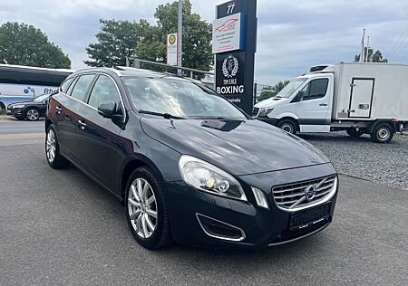 Volvo V60 Summum/Leder/Si-Hz/Navi/Xenon/Pdc/Cruise/Alu