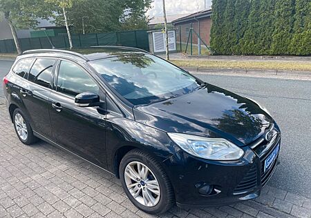 Ford Focus 1,6TDCi Kombi TÜV NEU