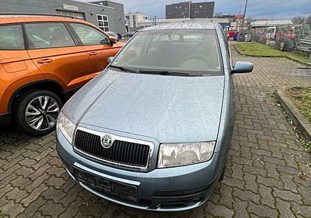 Skoda Fabia 2.0 l Elegance Bremsen/Reifen/ Service NEU