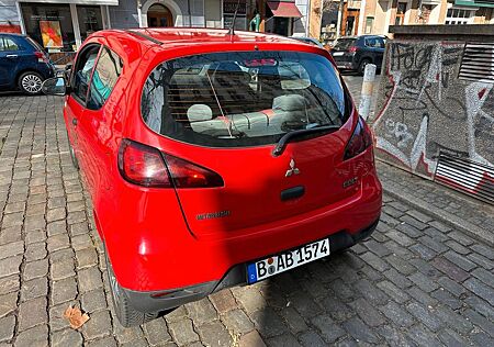 Mitsubishi Colt 1.1 -