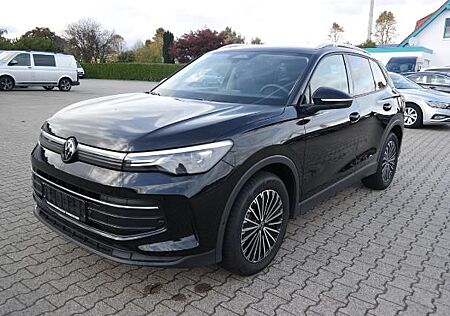 VW Tiguan Volkswagen 2.0 TDI Life AHK LED ACC