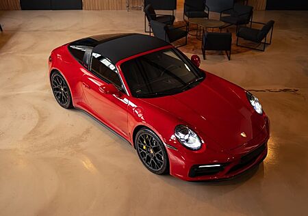 Porsche 992 Targa 4 GTS | Burmester | Lift | 18 Wege