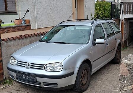 VW Golf Volkswagen 1.6 tüv Neu